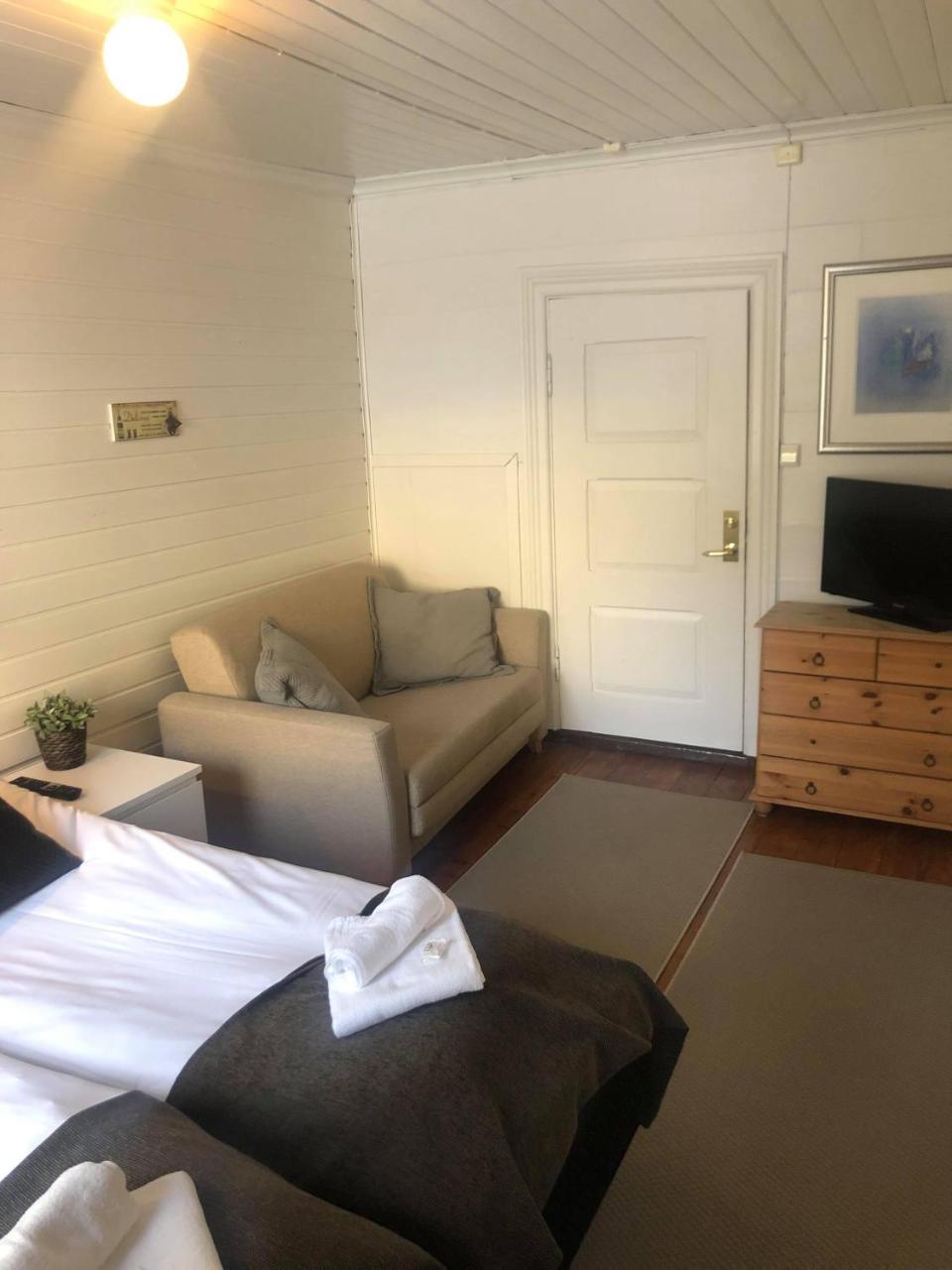 Stryn Kaffebar & Vertshus Екстер'єр фото