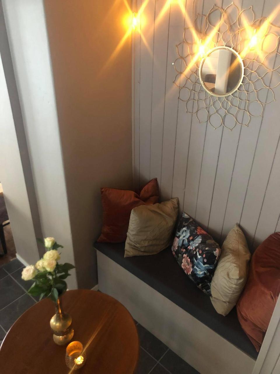 Stryn Kaffebar & Vertshus Екстер'єр фото